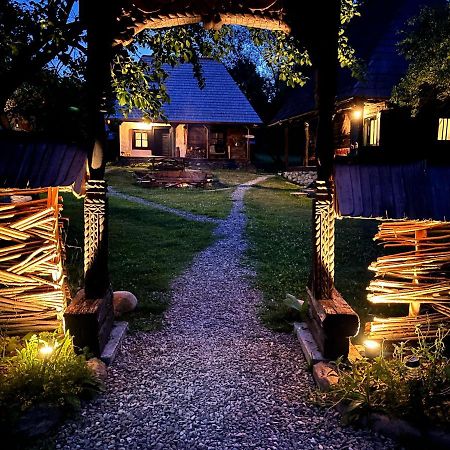 The Village Pension Breb Екстер'єр фото