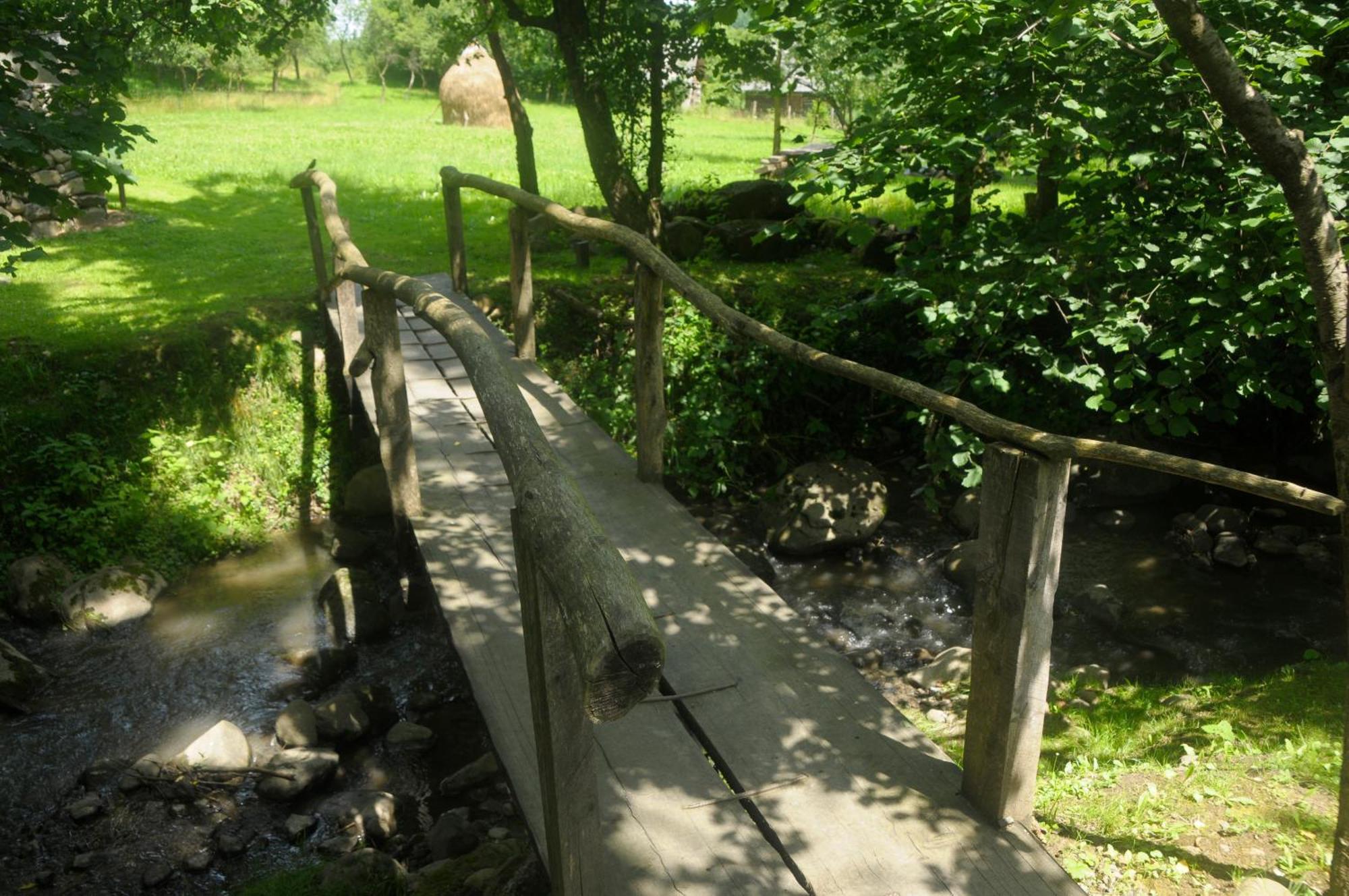 The Village Pension Breb Екстер'єр фото