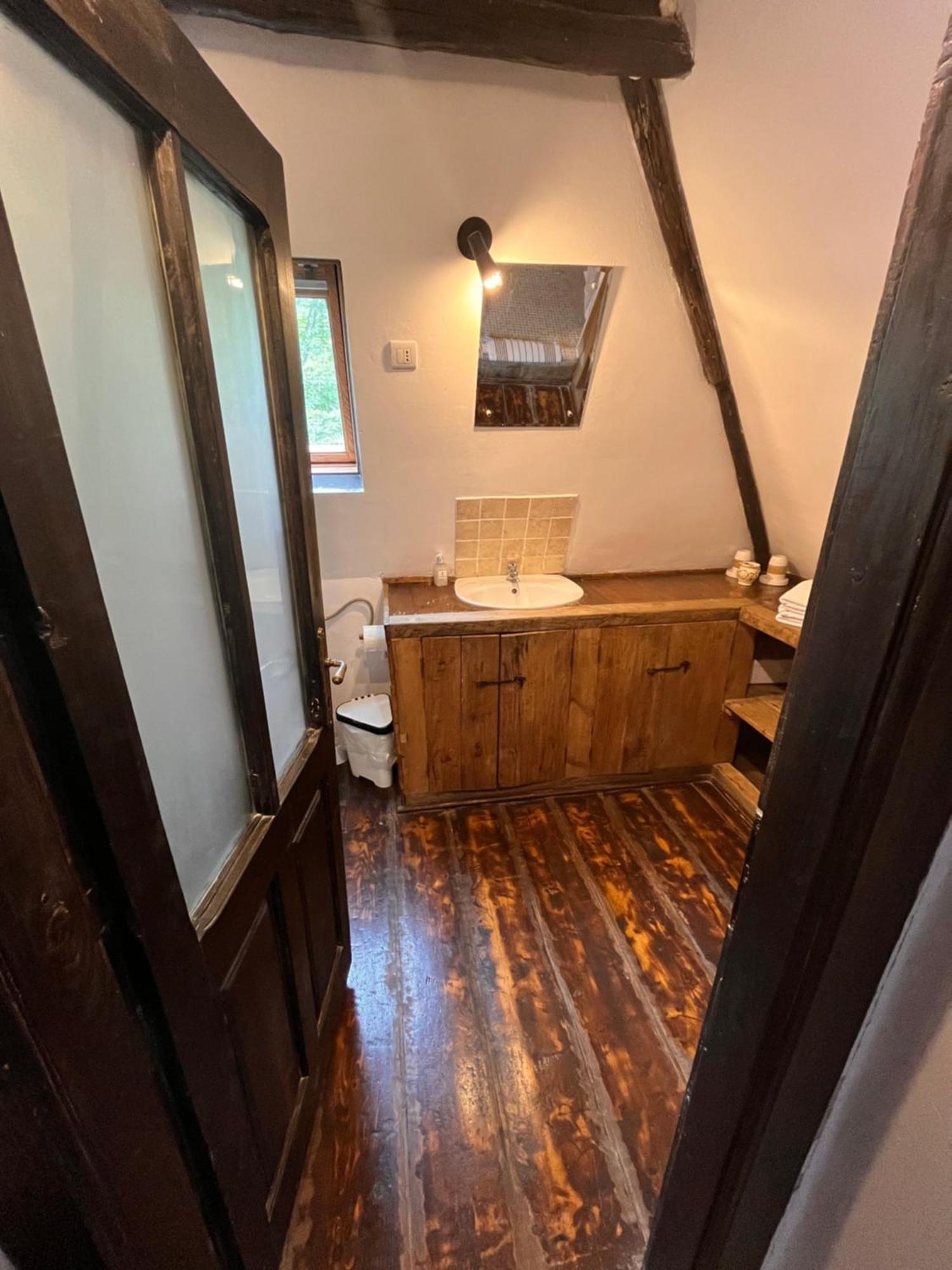 The Village Pension Breb Екстер'єр фото