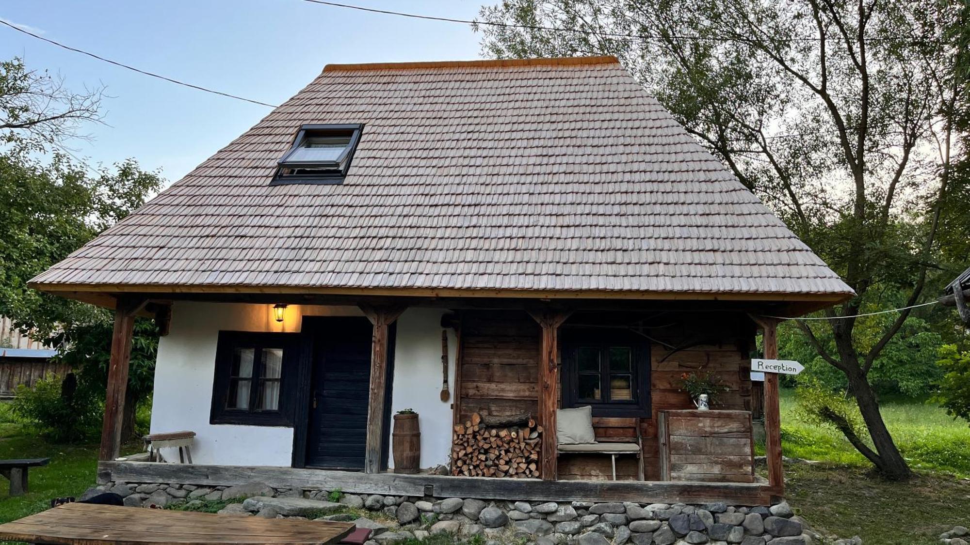 The Village Pension Breb Екстер'єр фото