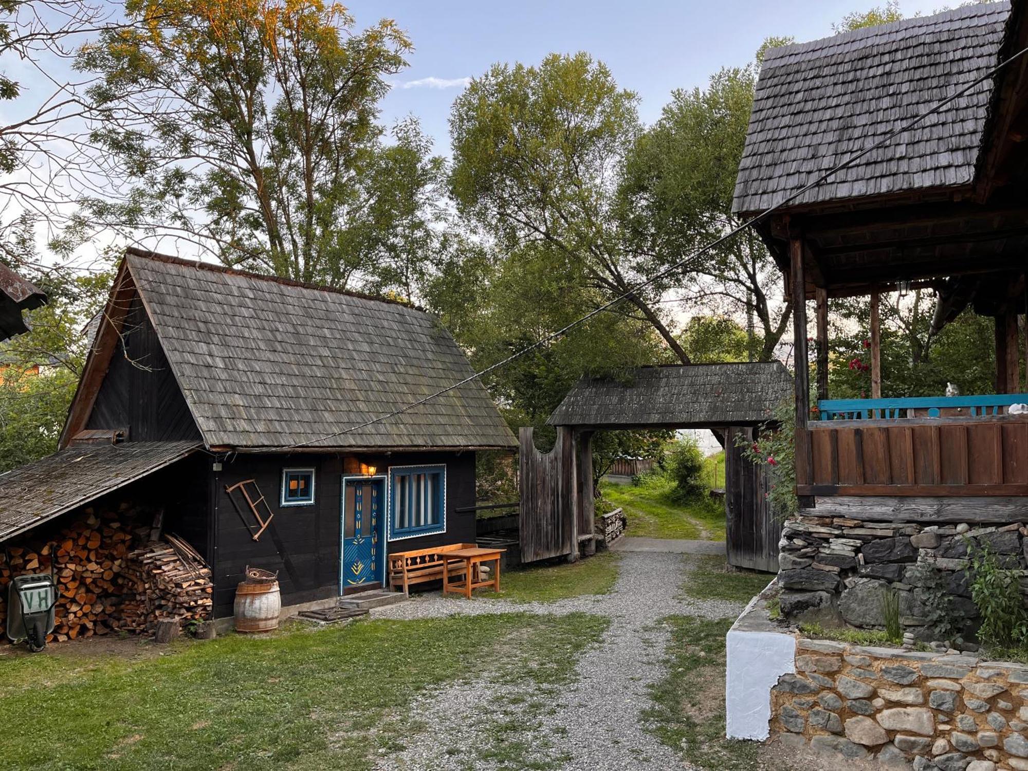 The Village Pension Breb Екстер'єр фото