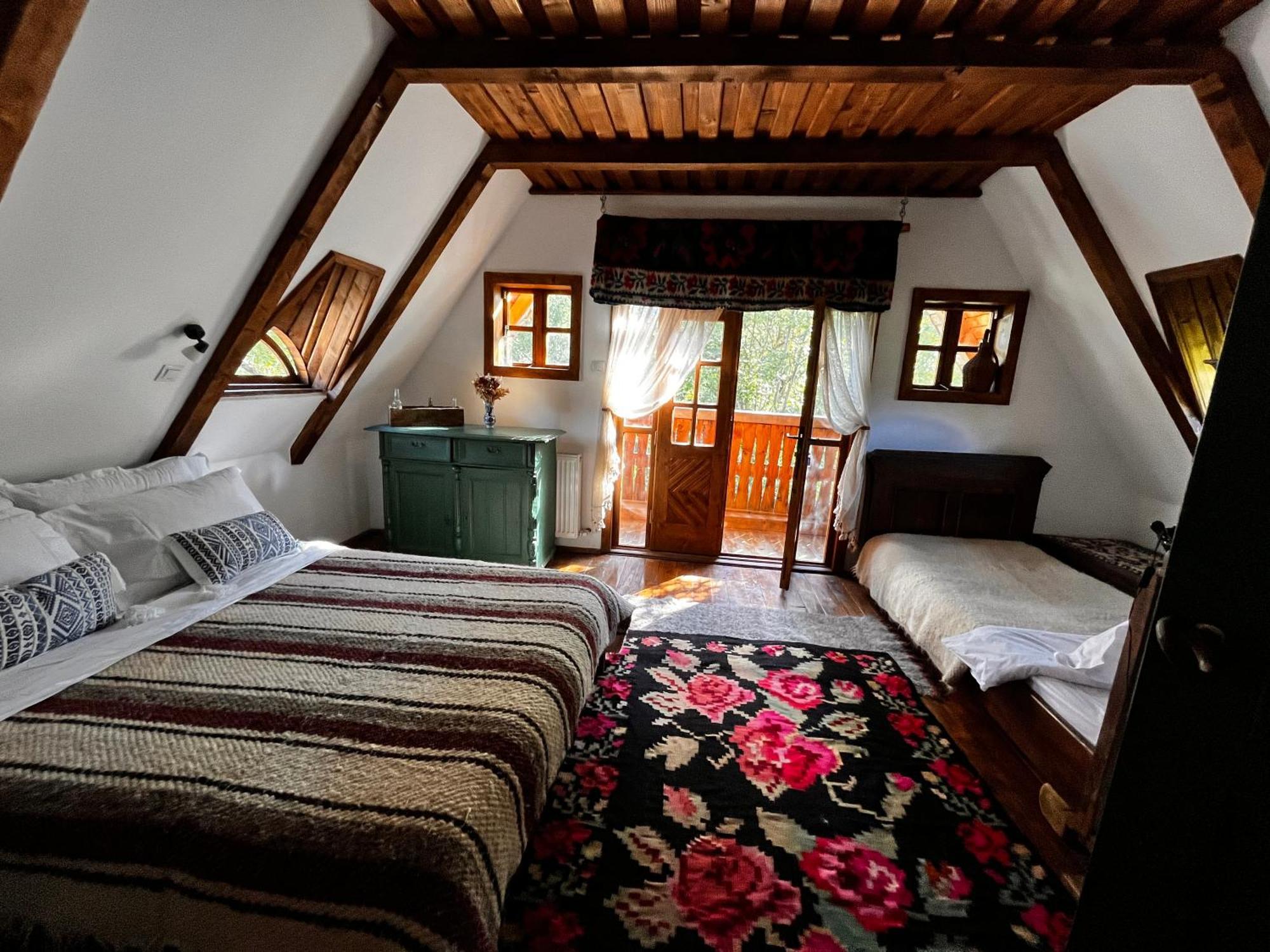 The Village Pension Breb Екстер'єр фото