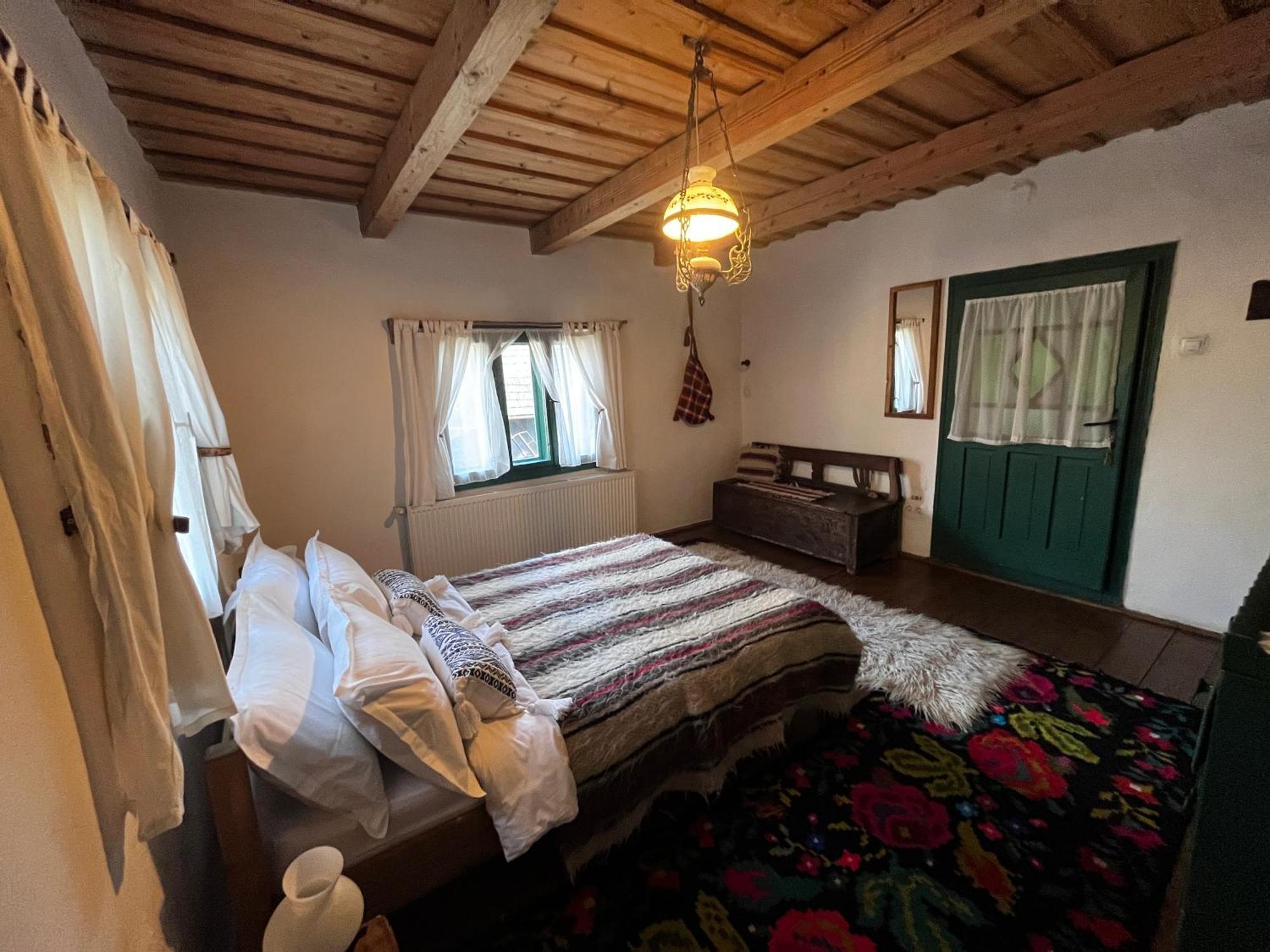 The Village Pension Breb Екстер'єр фото